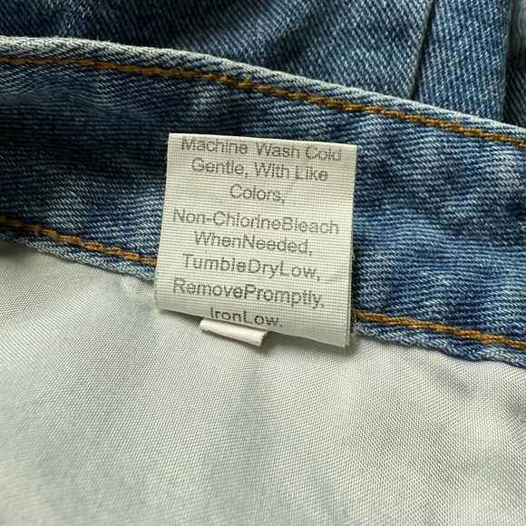 SHEIN Denim Cut Off Distress Shorts Size Large - Picture 6 of 9